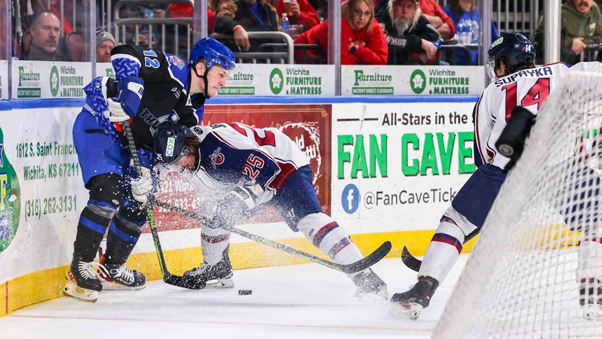Oilers Silence Thunder In Front of 6,412 Fans