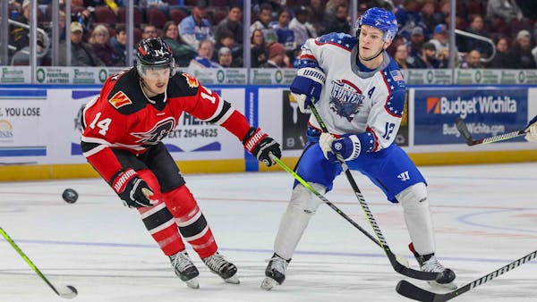 Bates, Stinil Pace Thunder Past Rush