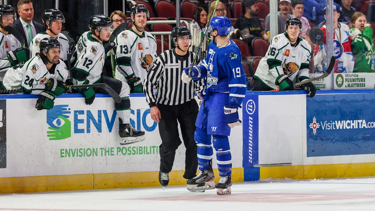 Road Trip Continues Tonight In West Valley City Vs. Utah